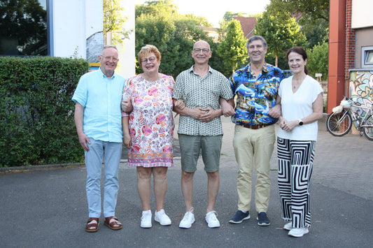 Vier Urgesteine verlassen die Ernst-Göbel-Schule